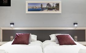 Stay At 9020 By 360 Estates